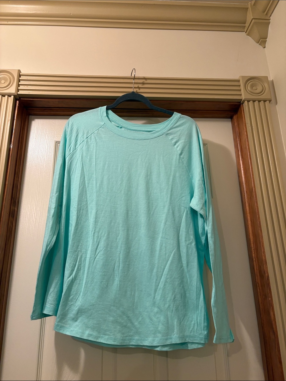 SO Mint Green Long Sleeve Crewneck Top